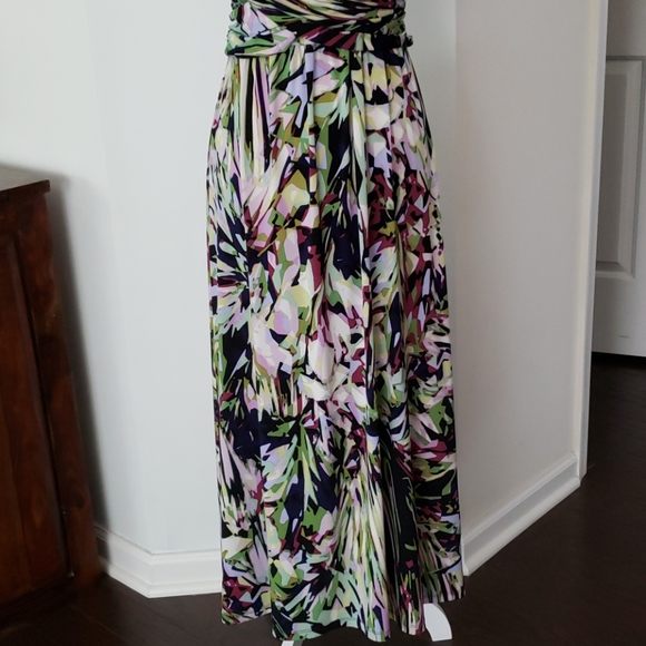 Jennifer Lopez dress - Picture 3 of 10